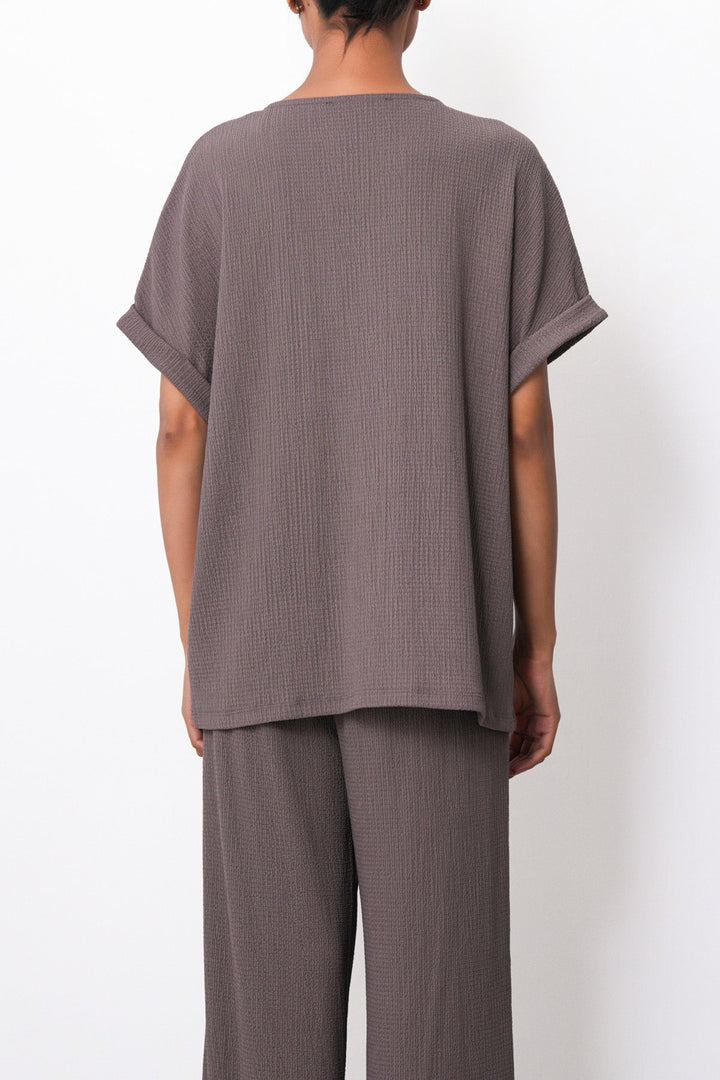 BROWN V-NECK KNIT BLOUSE