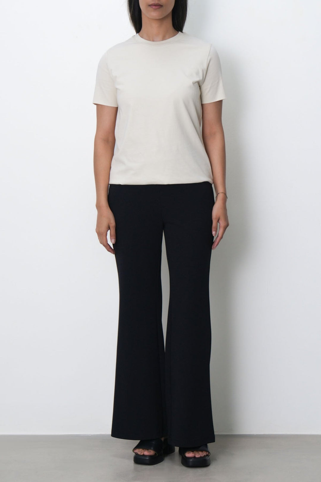 IVORY BASIC CREW