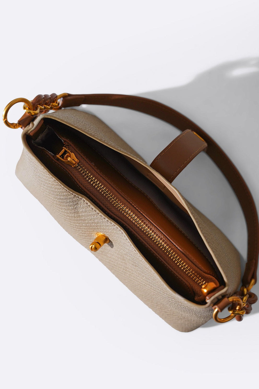 BEIGE RAZOR CROSSBODY BAG