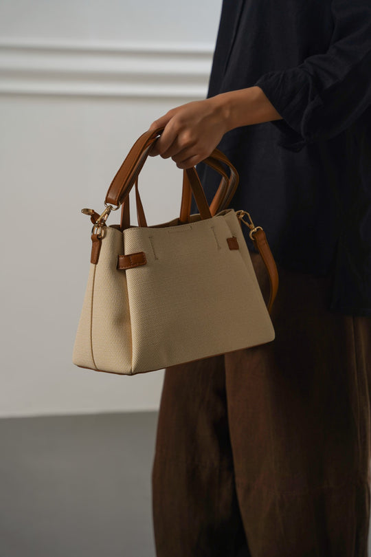 WEEKEND TOP HANDLE BAG