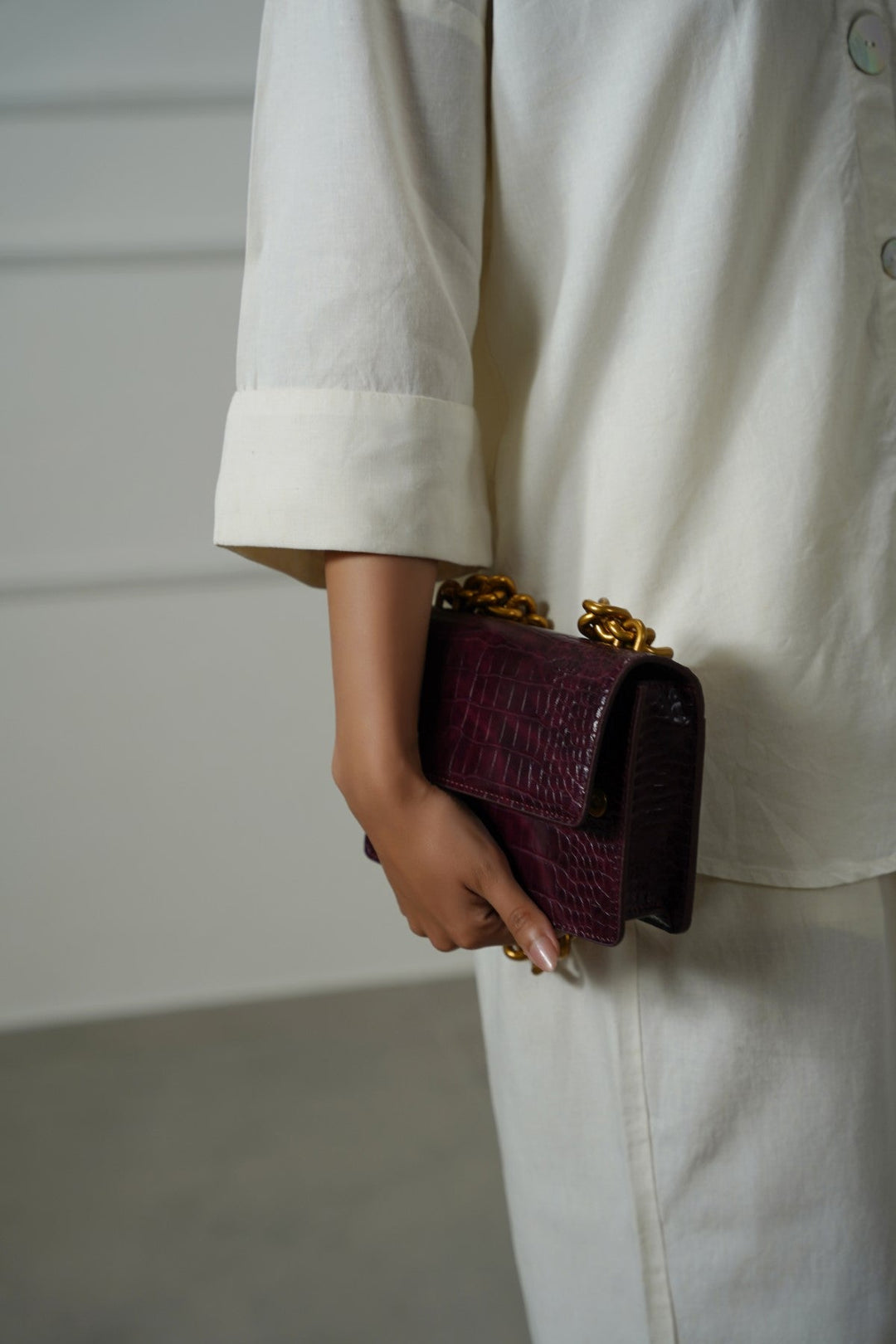 BURGUNDY BOXY STATEMENT BAG