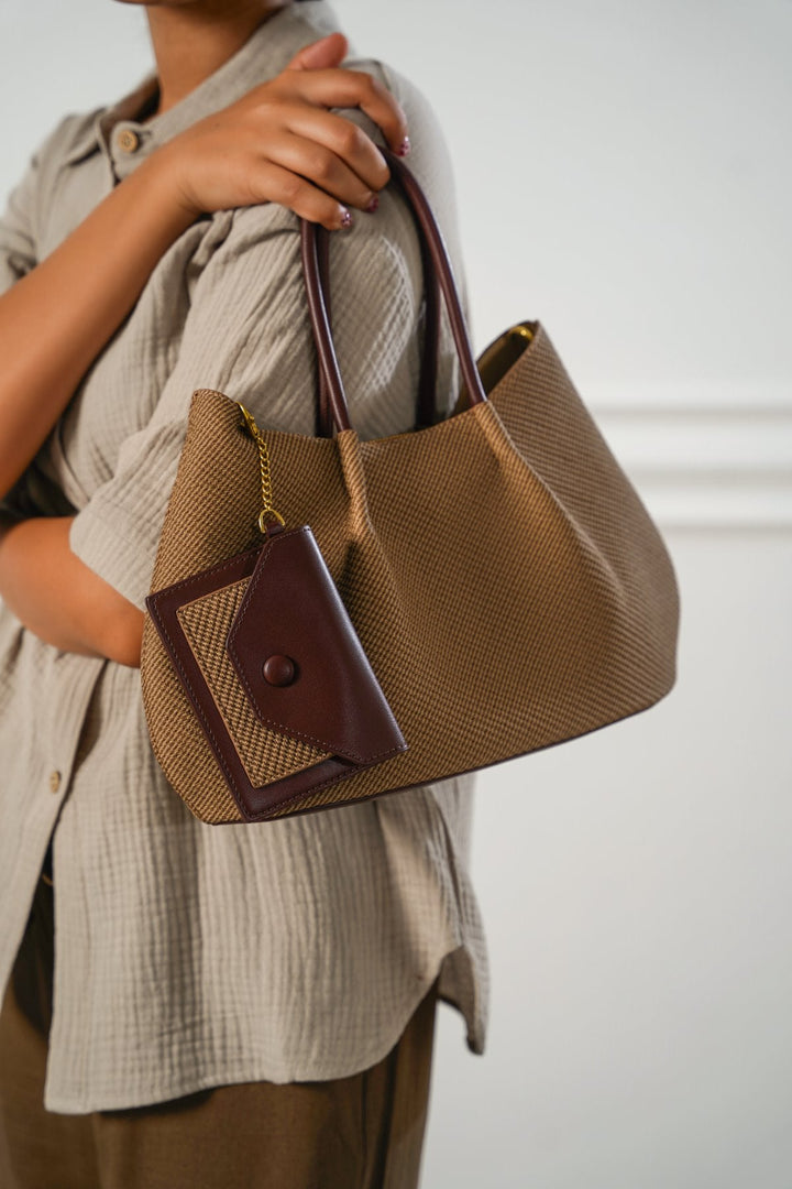 BEIGE KARAKOY TOP-HANDLE TOTE