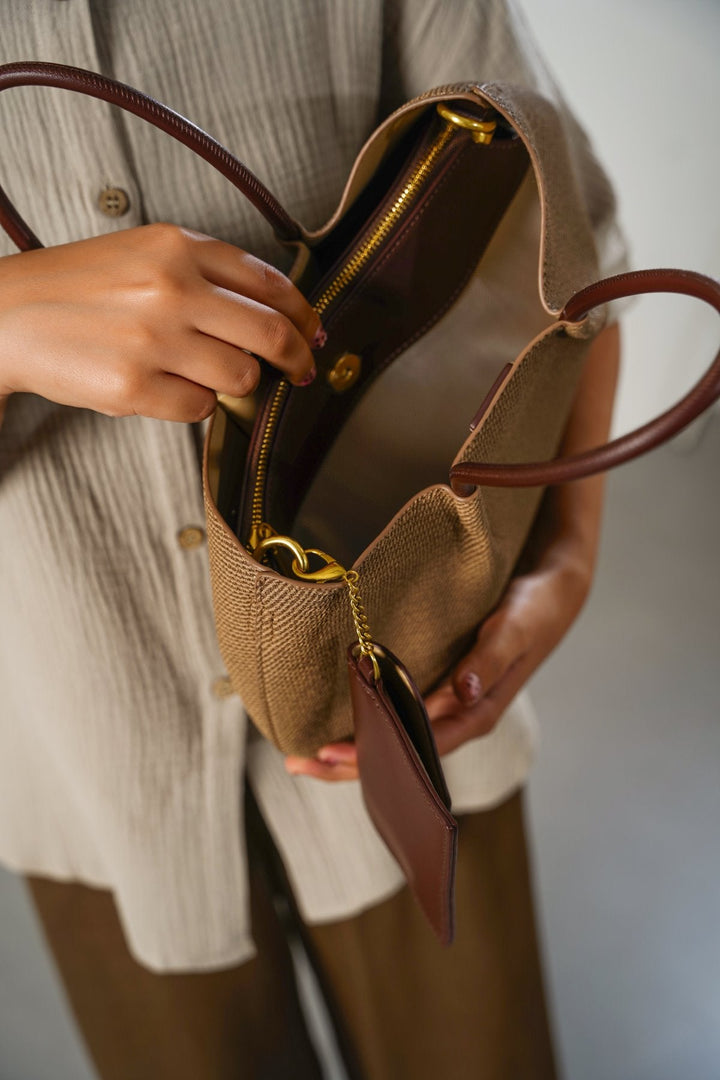 BEIGE KARAKOY TOP-HANDLE TOTE