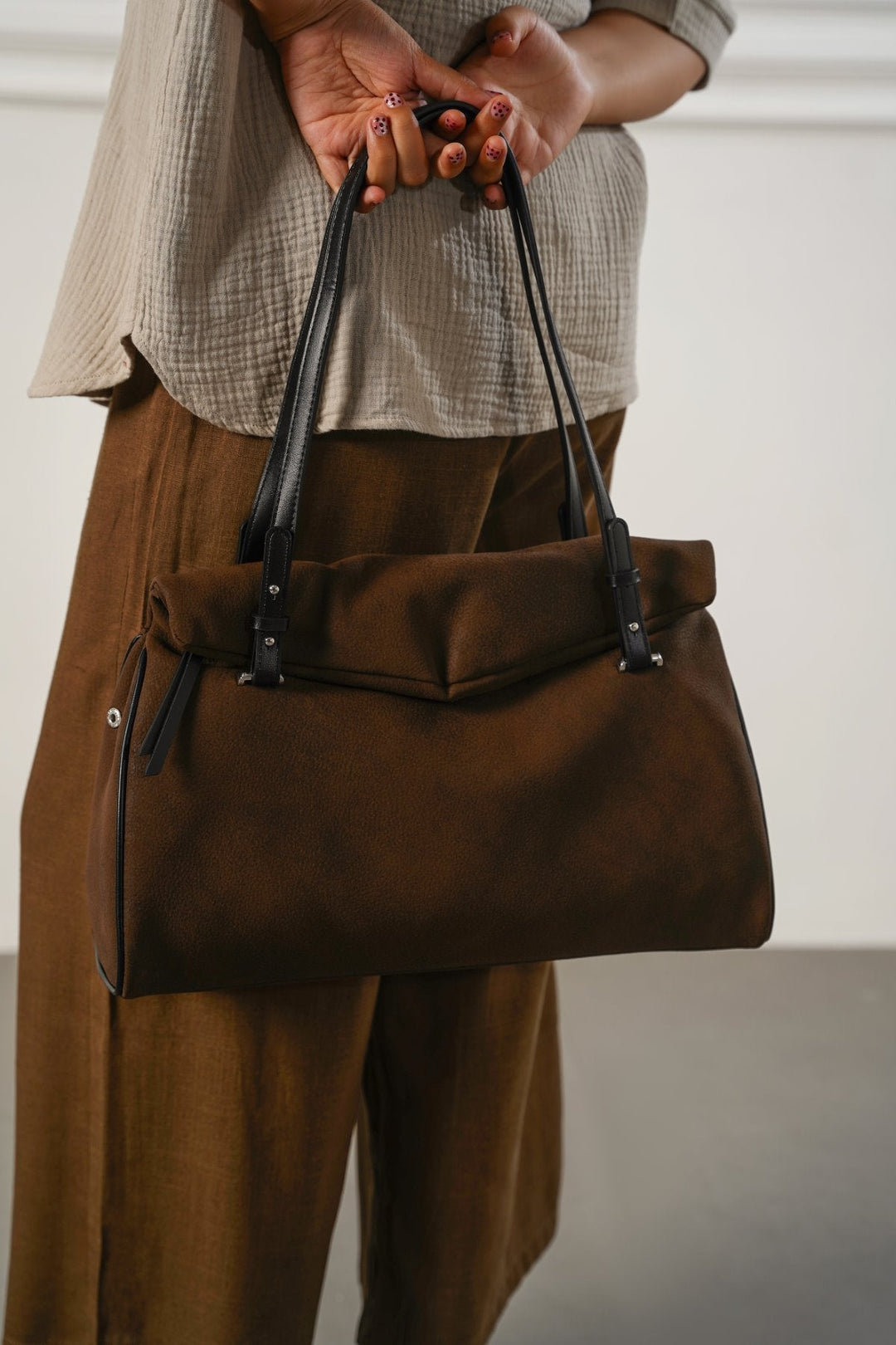 BROWN BARBAROS TOTE