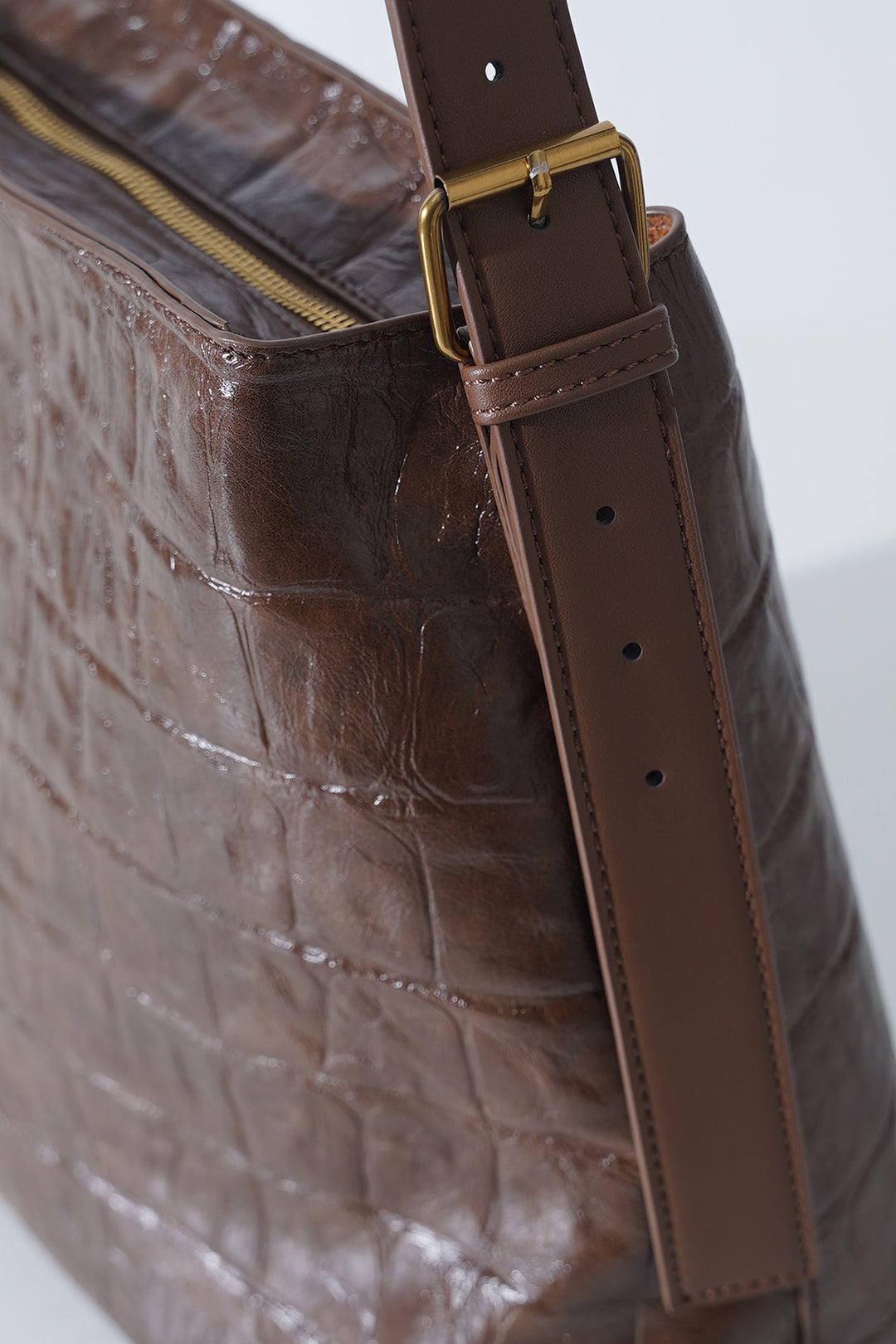EMBOSSED TOTE BAG
