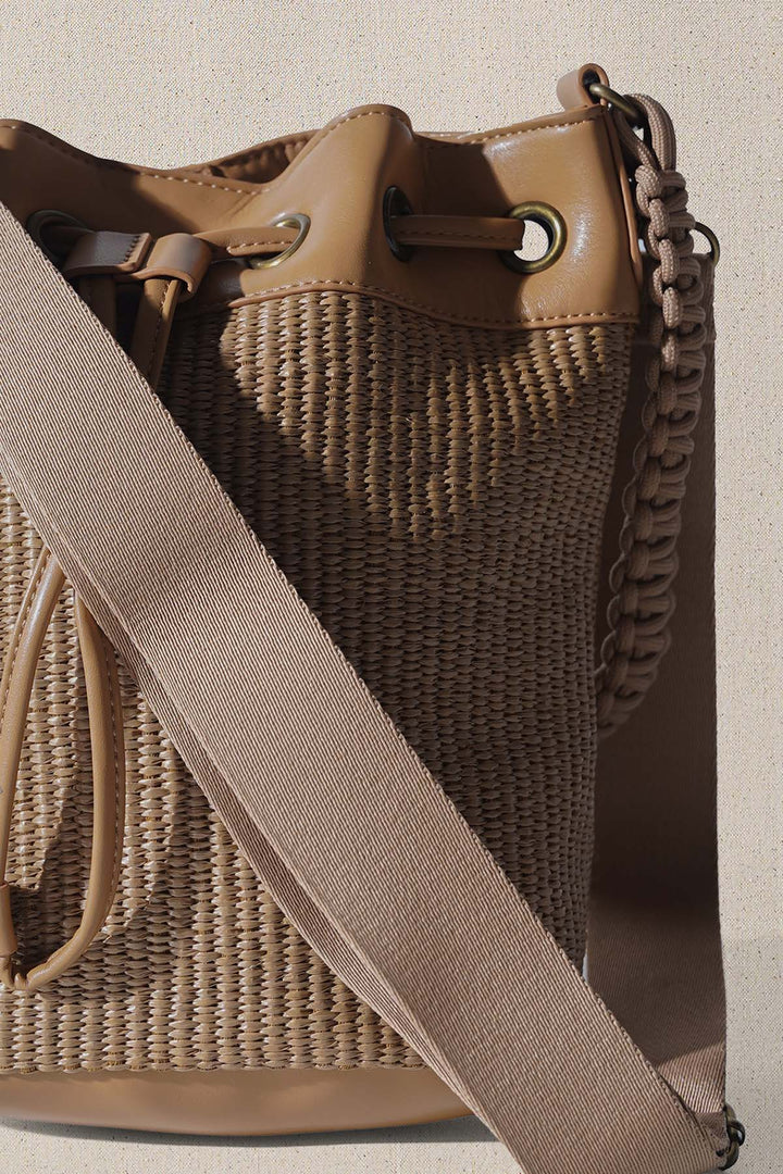 LIGHT BROWN THE CARAVAN BUCKET BAG