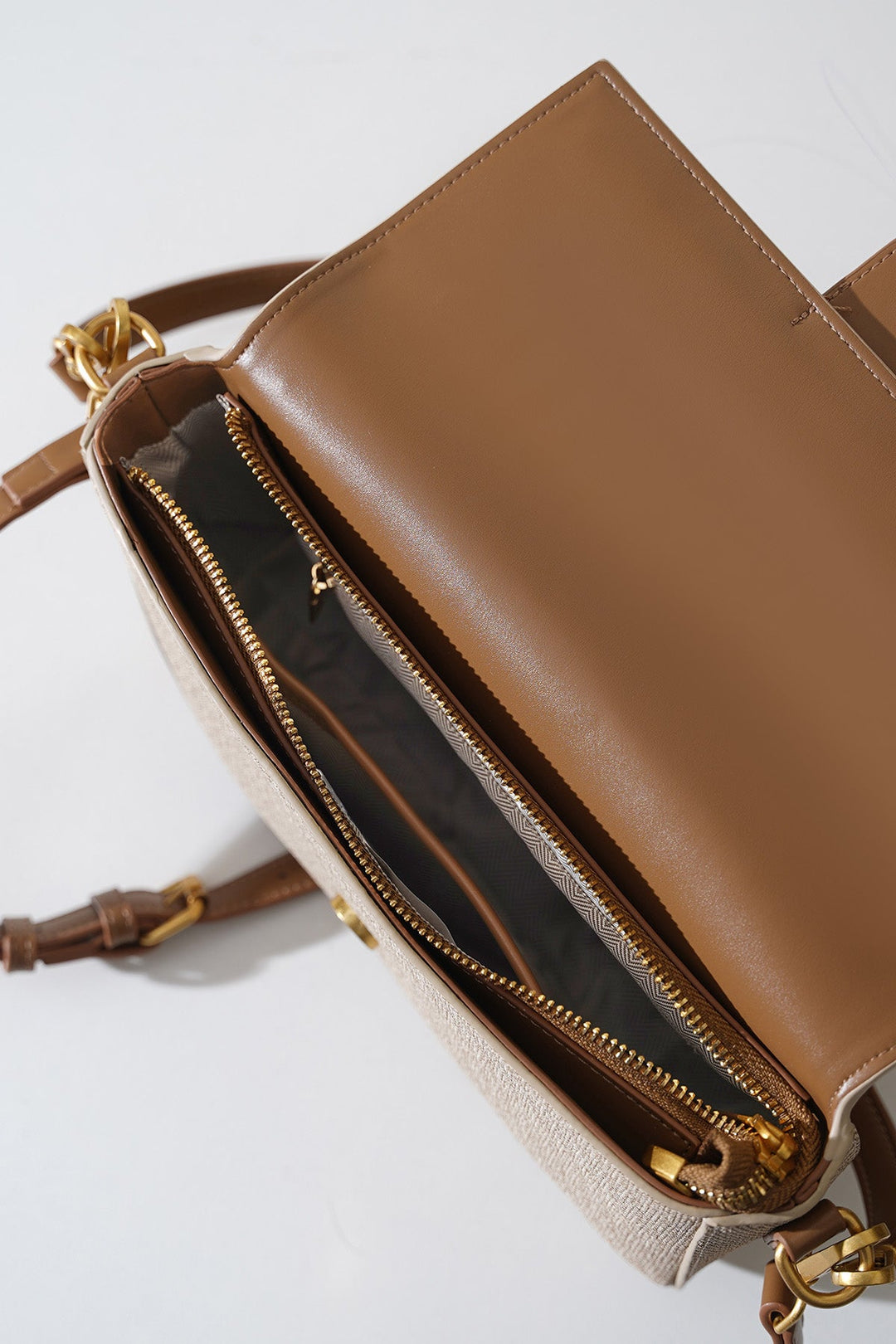 BEIGE STUDIO SHOULDER BAG