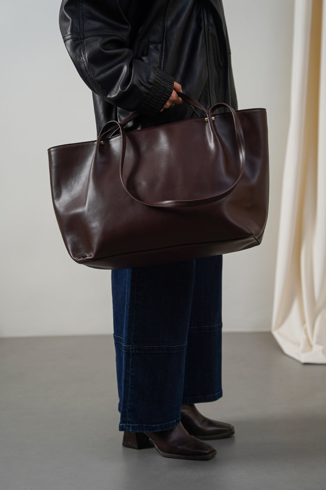 COFFEE RINGLEADER TOTE