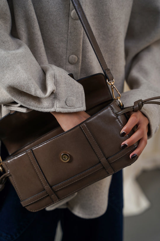 DARK BROWN ELBE CROSSBODY BAG