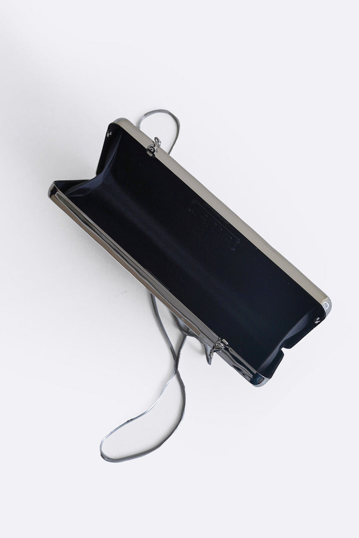 SILVER METALLIC NIGHT CLUTCH