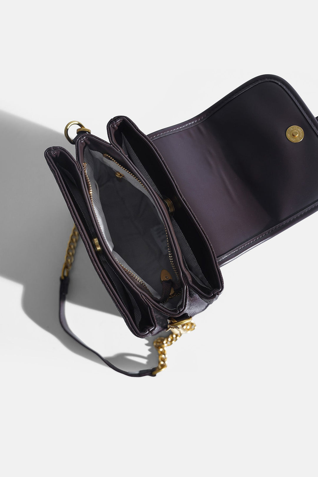 FLAP CROSSBODY BAG