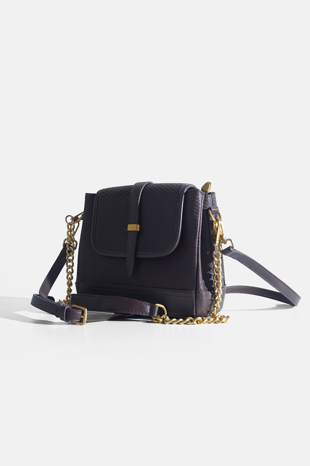 FLAP CROSSBODY BAG