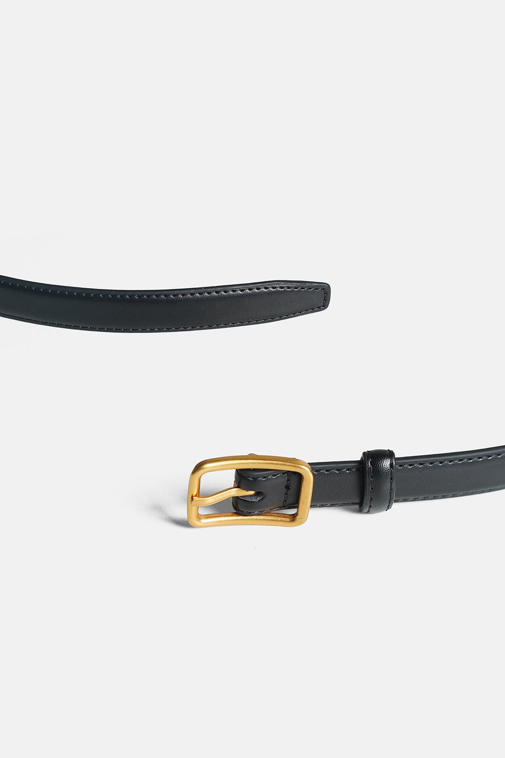 BLACK-GIRL AT OFFICE BELT