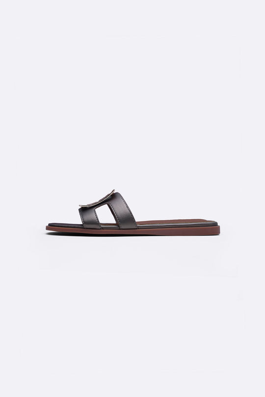 SQUARE BUCKLED SLIDES