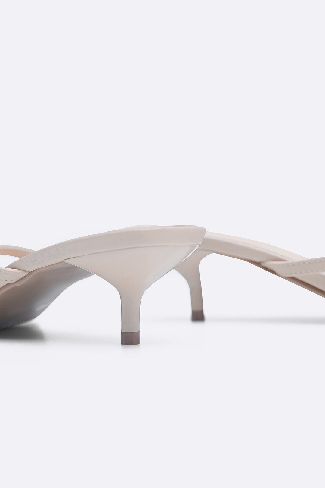 BEIGE MALIBU KITTY HEELS