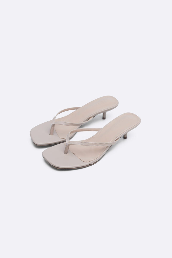 BEIGE MALIBU KITTY HEELS