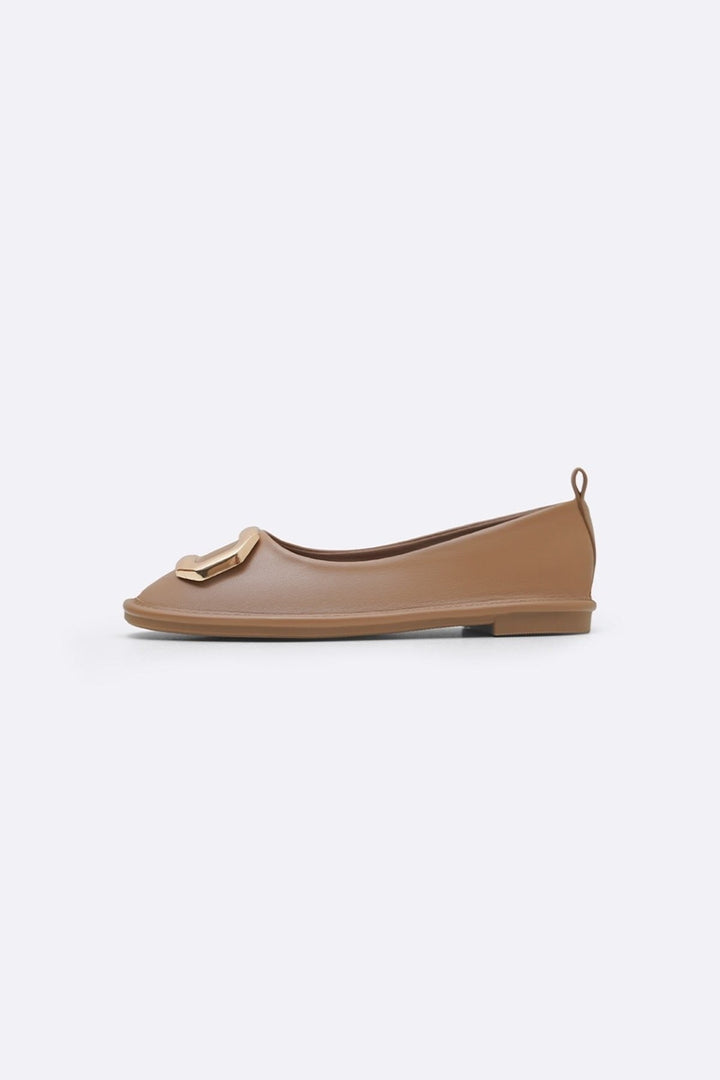 BROWN SOFT BUCKLE PUMPS