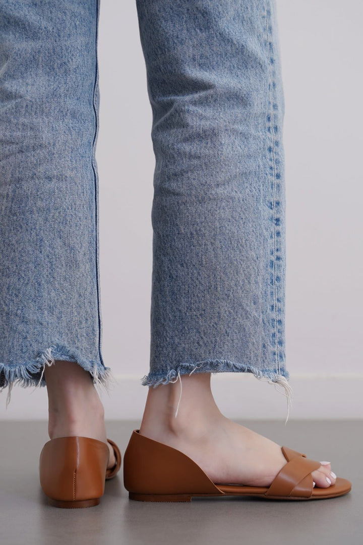 TAN DORSAY FLATS