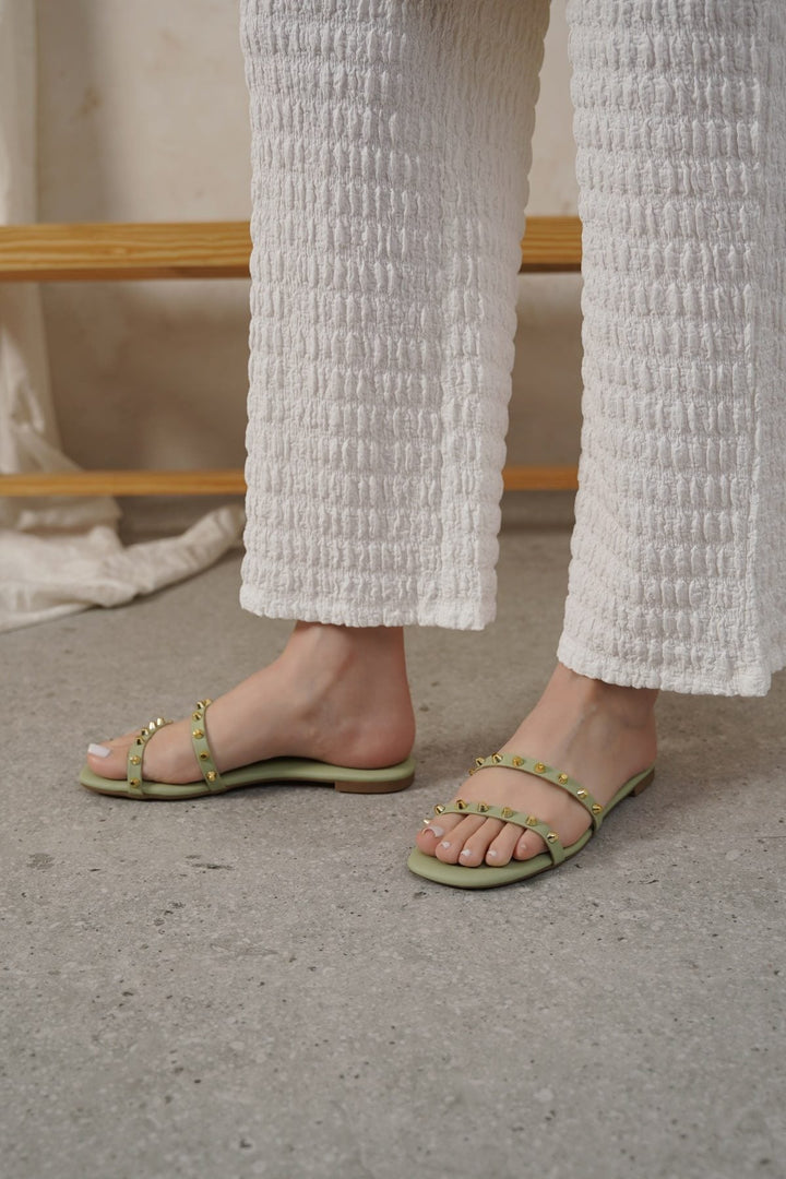 MINT MINIMAL STUDDED SLIDES