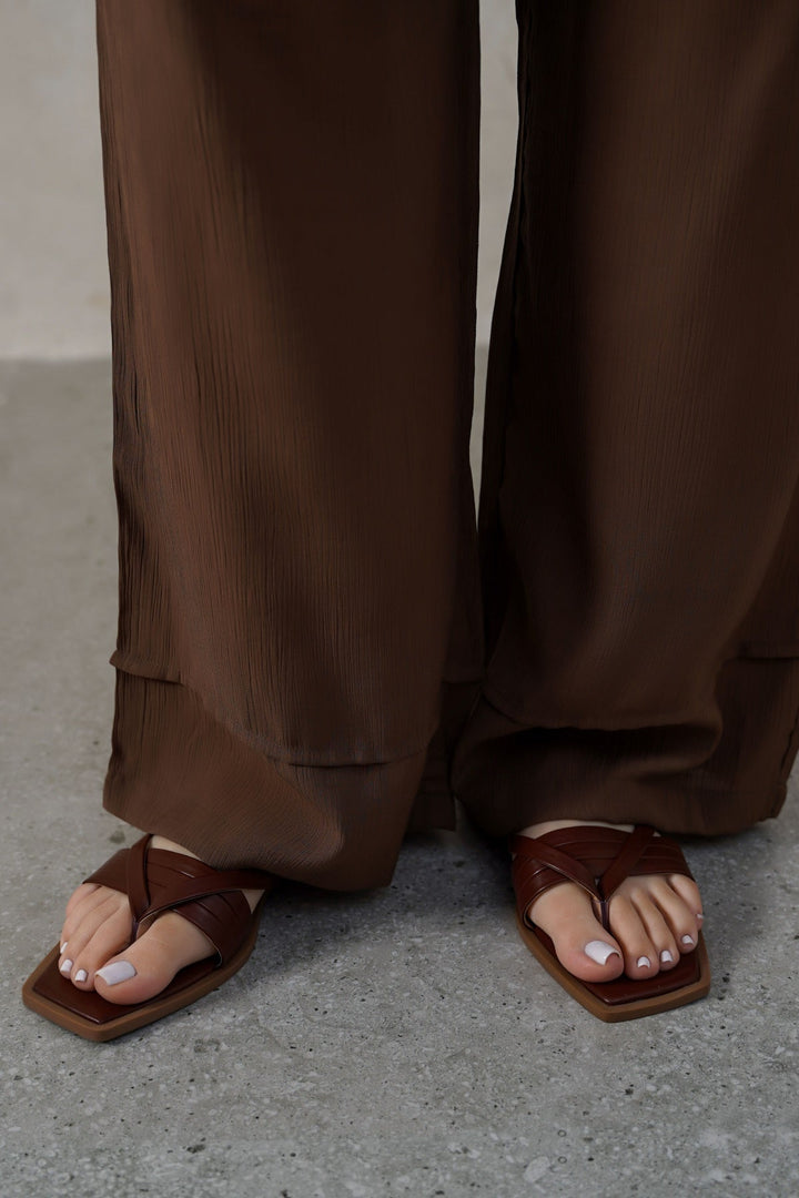 DARK BROWN LUCCA STRAPPY SLIDES