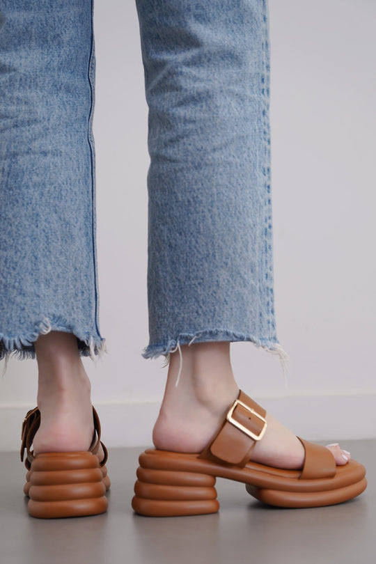 TAN BUBBLE MAMA HEELS
