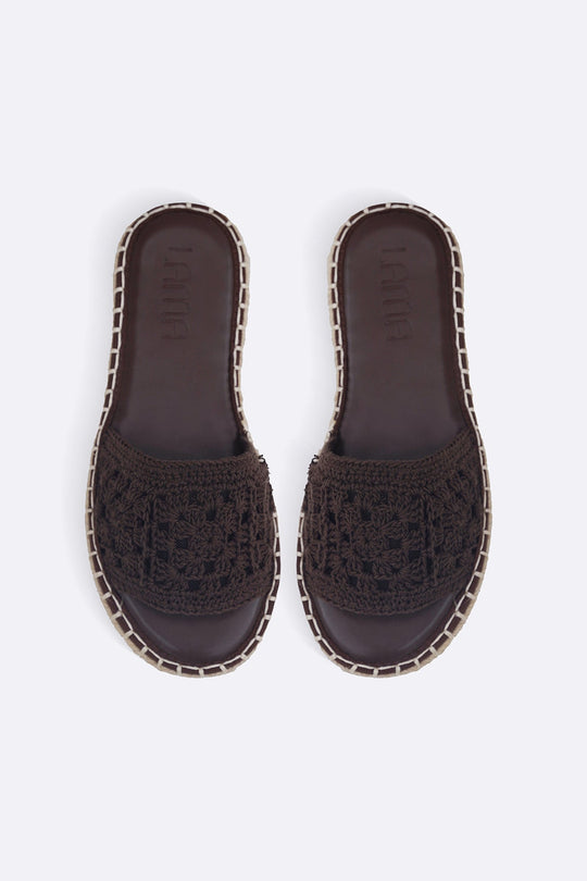 BROWN ROMA WOVEN SLIDES