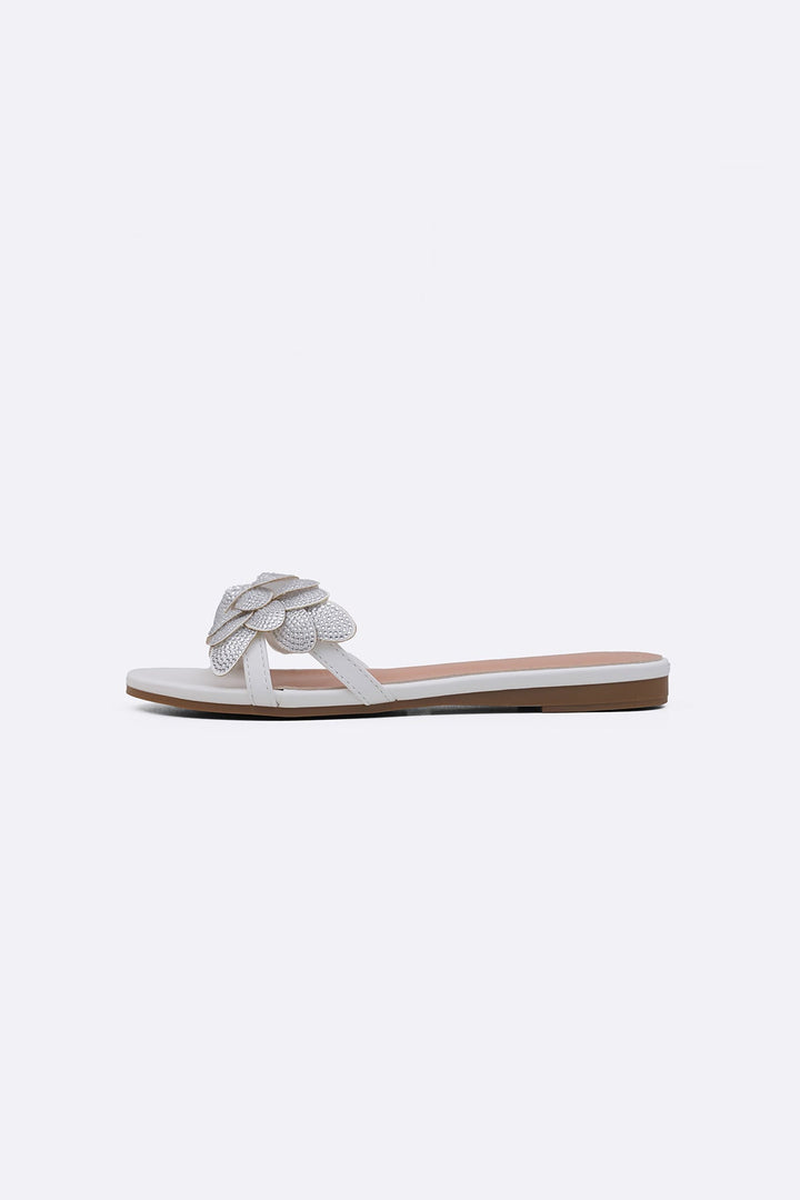 WHITE FIJI SUMMER SLIDES
