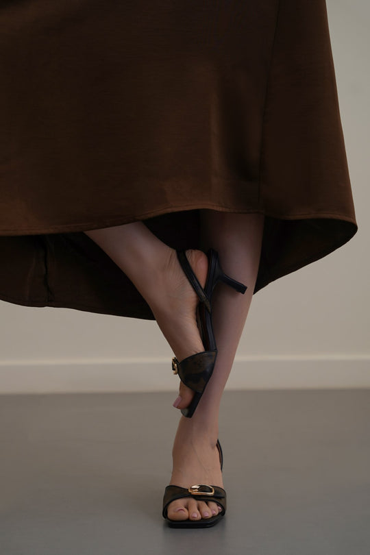 STUDIO SLINGBACK HEELS