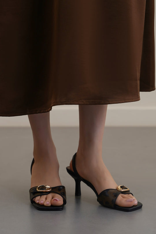 STUDIO SLINGBACK HEELS