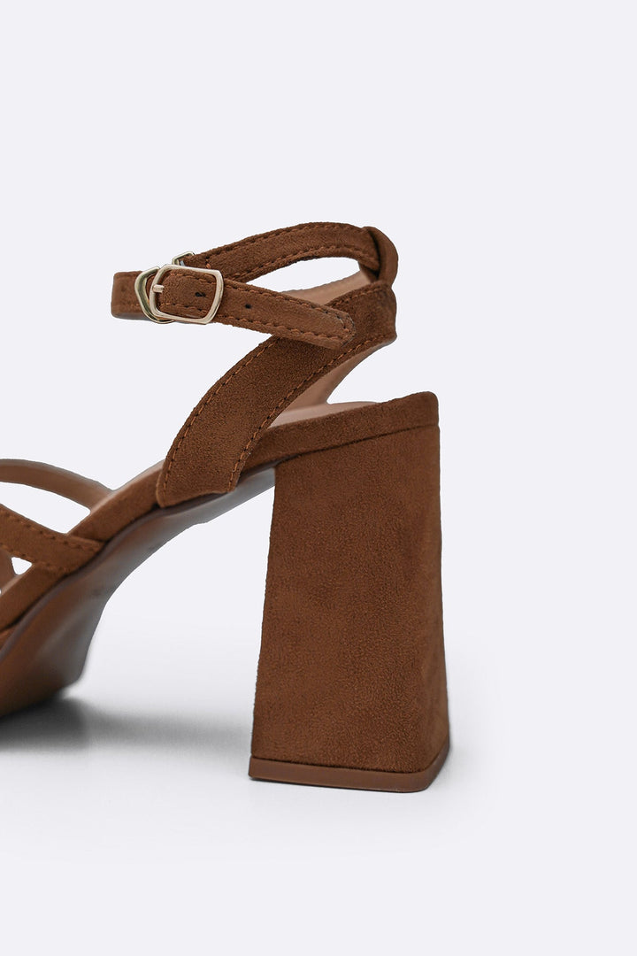 TAN CITY BLOCK HEELS