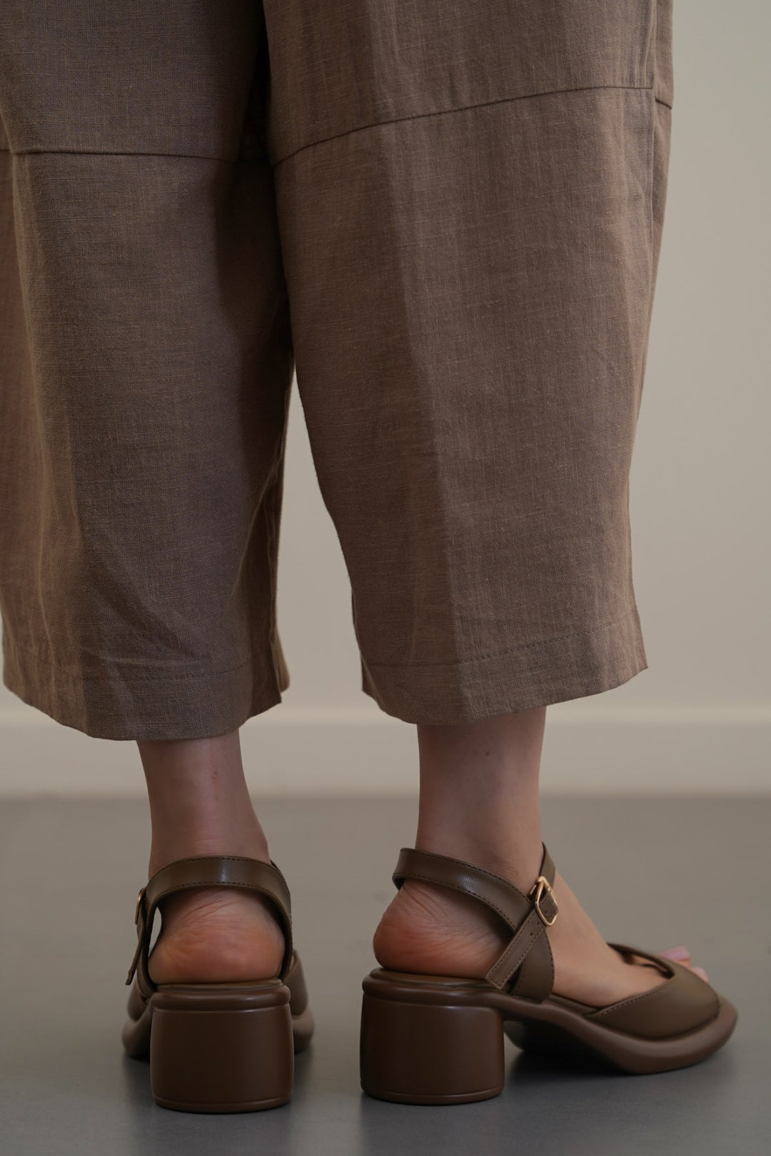 GETAWAY MAMA SANDALS