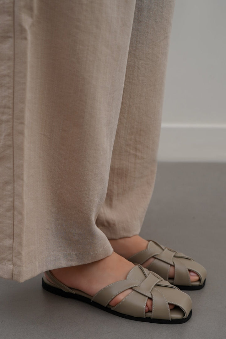 TAUPE ROMAN FLAT SANDALS
