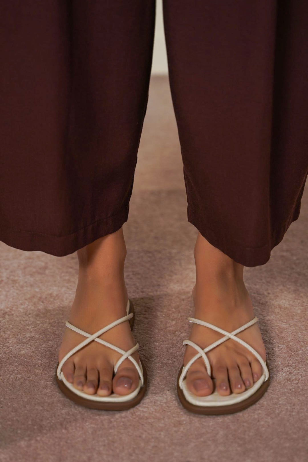 OFF WHITE STRAP TRACK SLIDES