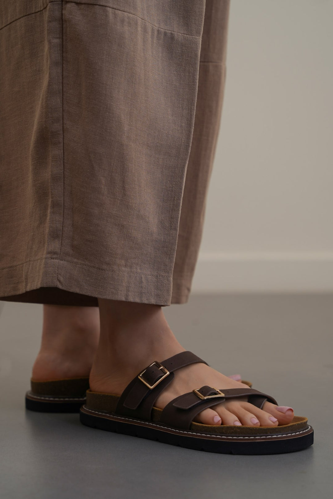 ATHENS BUCKLE SLIDES
