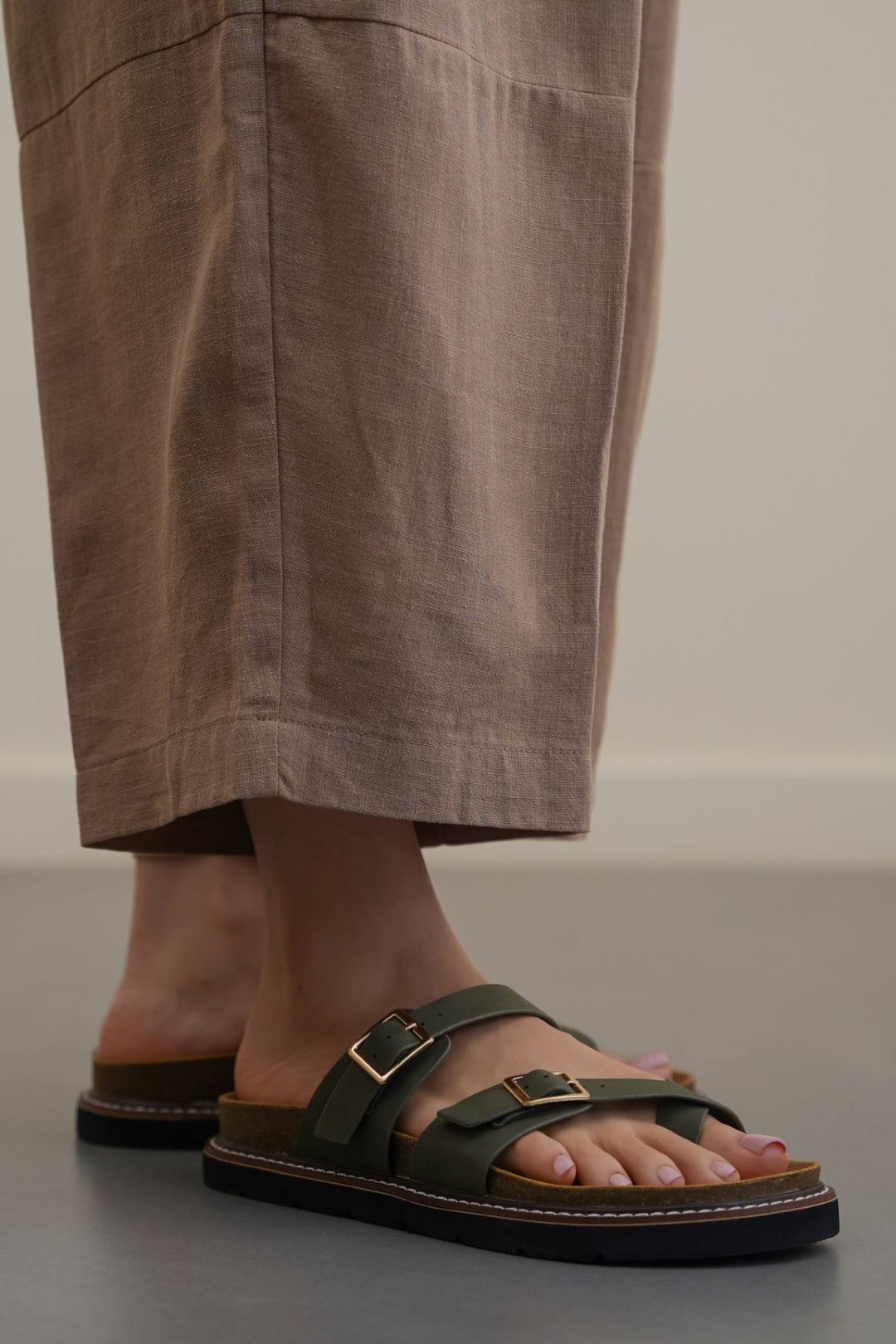ATHENS BUCKLE SLIDES