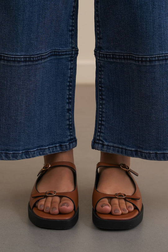 TAN MODERN GREEK SLIPPERS