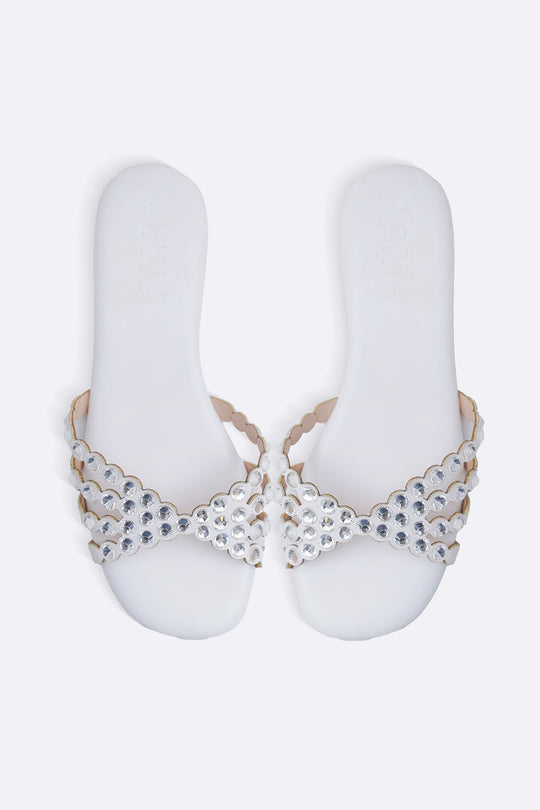 WHITE CUSHIONY PARTY SLIDES