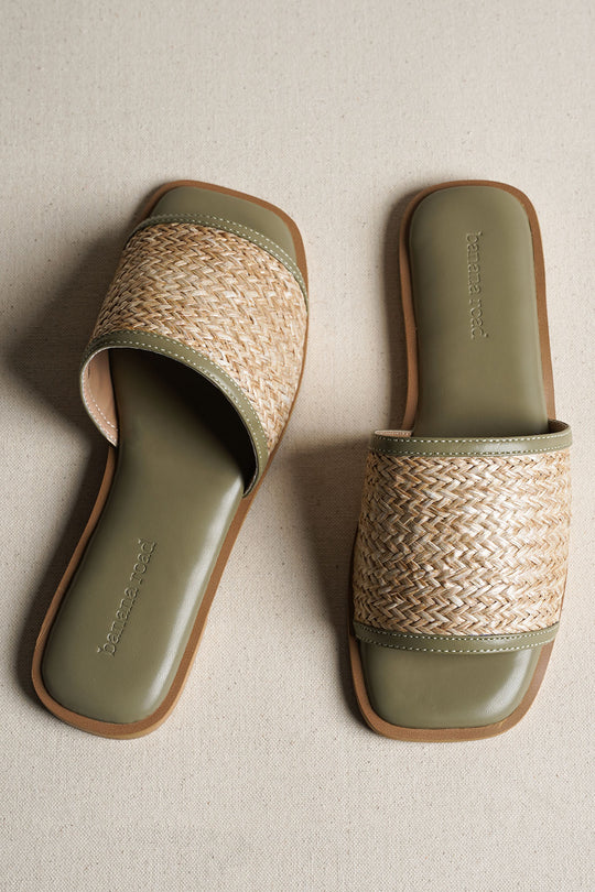 SAGE RAFFIA SLIDES