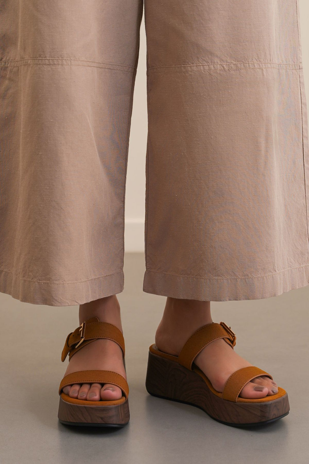 TAN EASY VERA WEDGE
