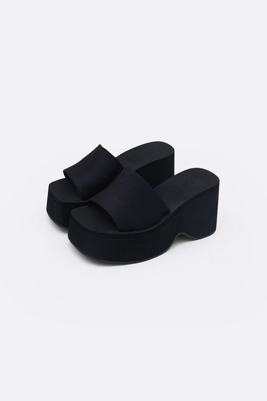 FEATHER PLATFORM SLIDES