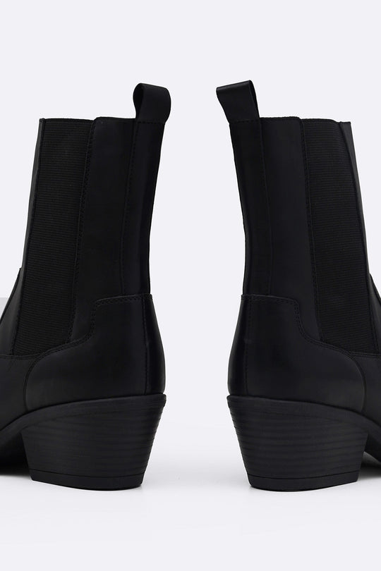 BLACK LEATHER WESTERN BOOTS