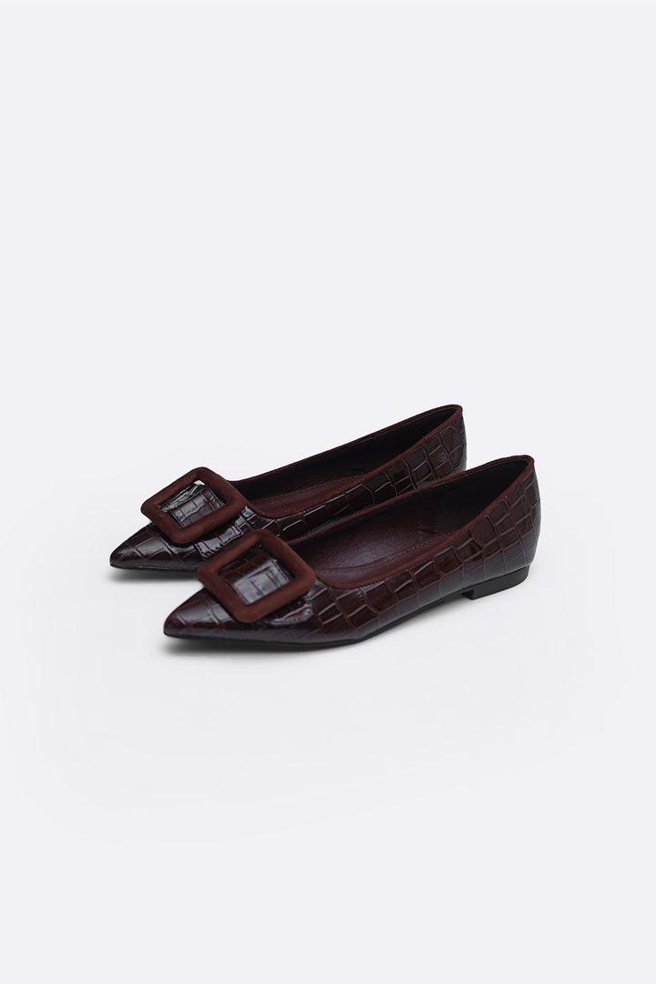 DARK BROWN SEINE BUCKLE PUMPS
