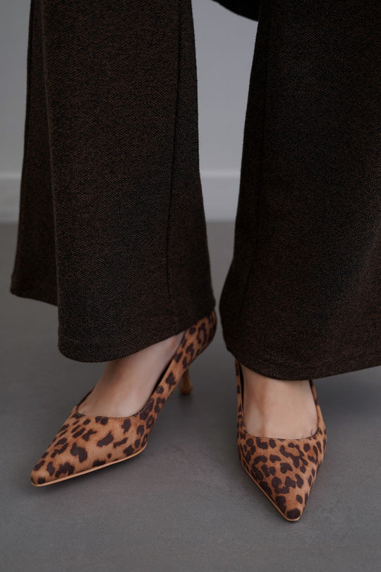 BEIGE CONGO TEAR-DROP HEELS