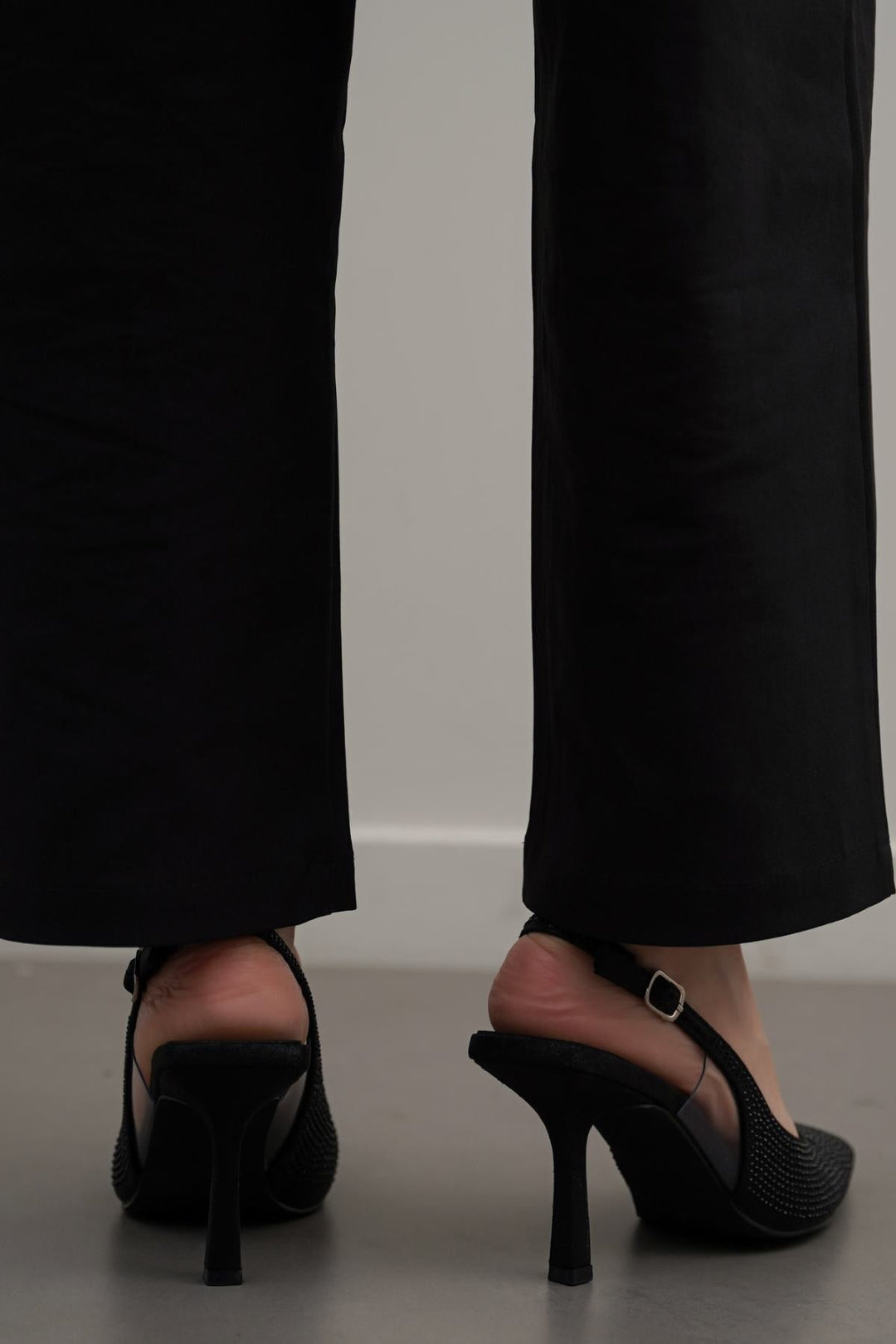 BLACK CRYSTAL SPRAY HEELS