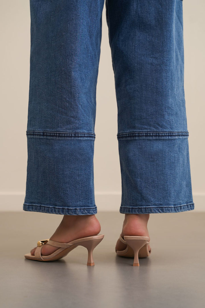 TAUPE OLD SCHOOL HEELS