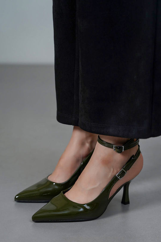 GREEN ANKLE-TIE STILETTO