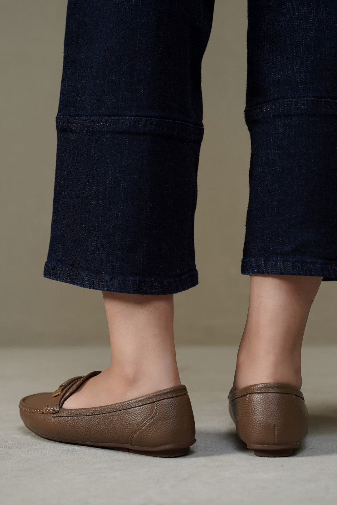 KHAKI MAMA MOCCASINS