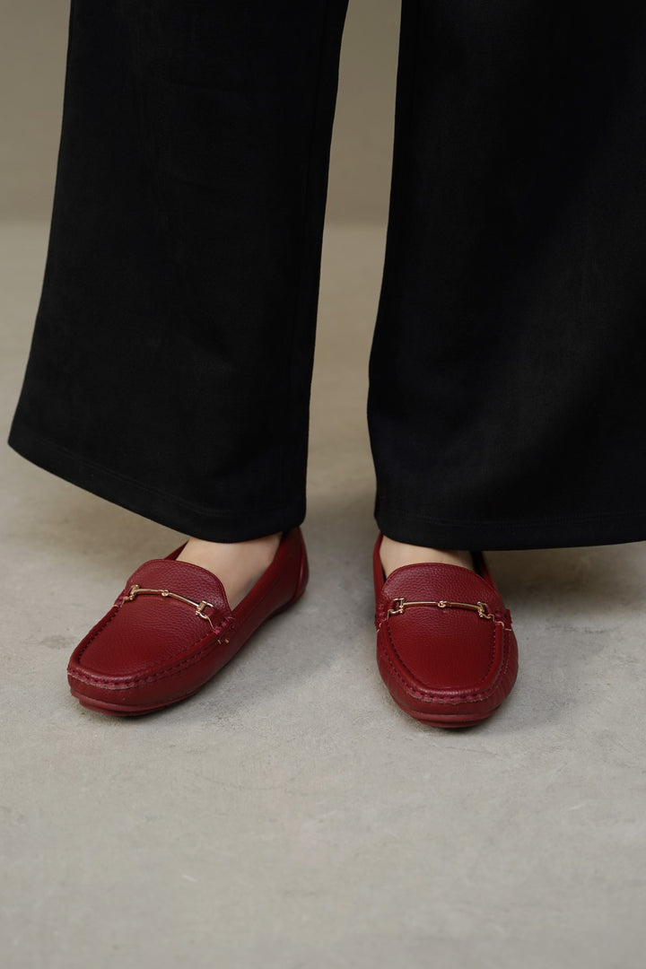 BUCKLE MAMA MOCCASINS