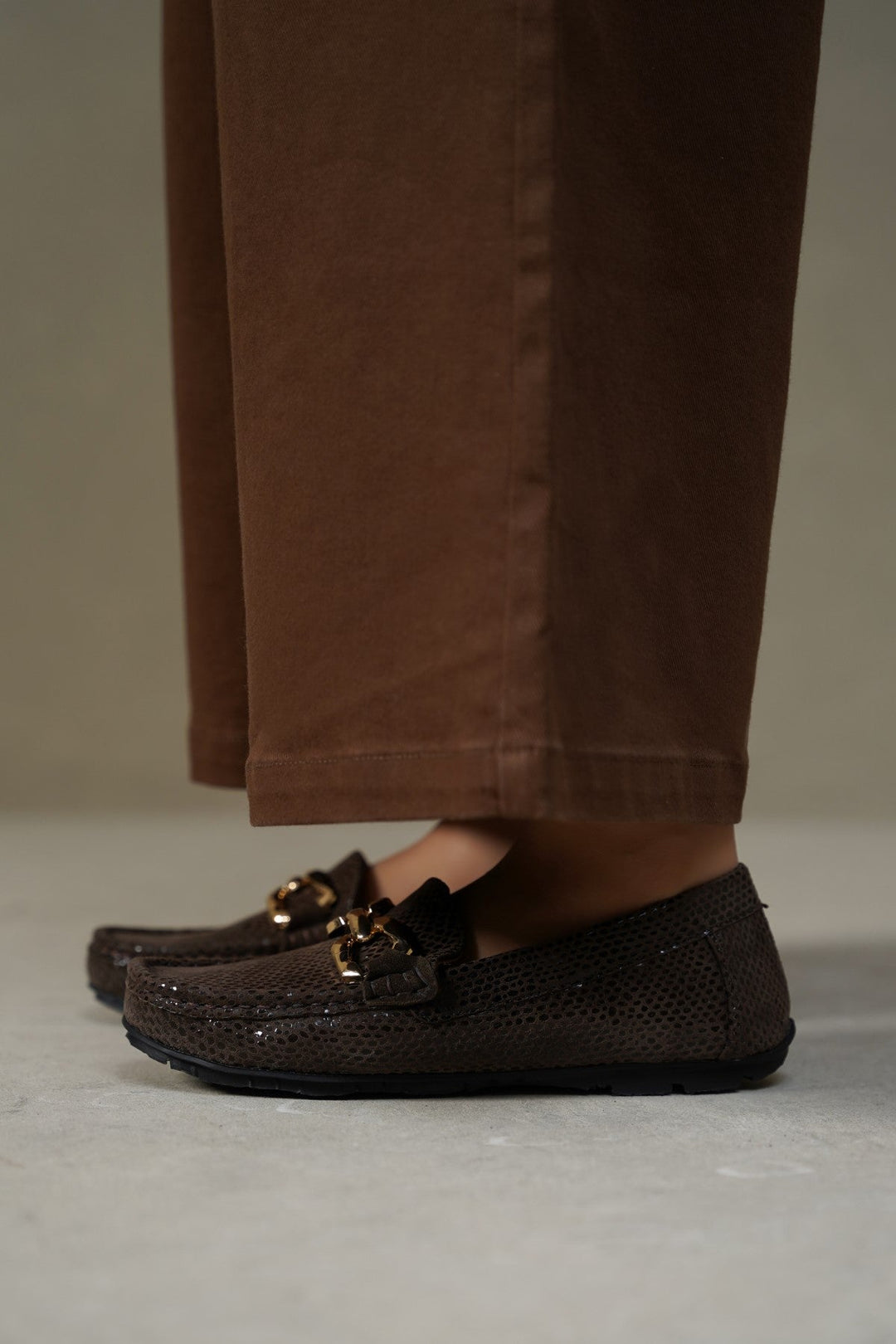 DARK BROWN METAL LEATHER LOAFERS