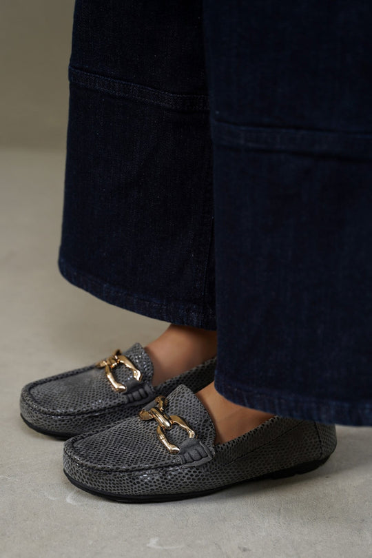 GREY METAL LEATHER LOAFERS
